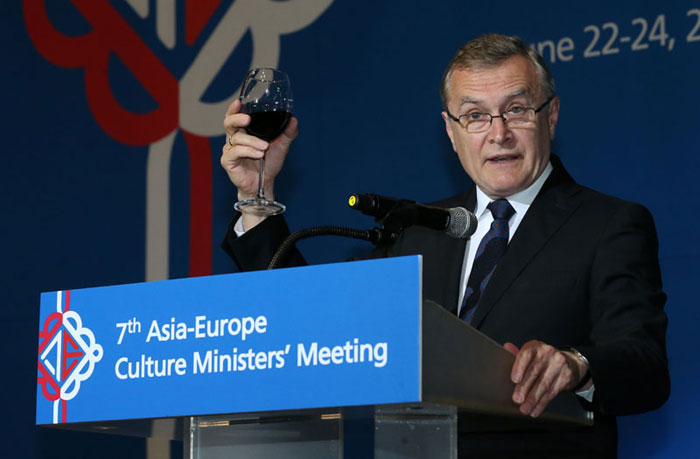Piotr Gliński, deputy prime minister and minister for culture and national heritage in Poland, proposes a toast during the official dinner on June 22.