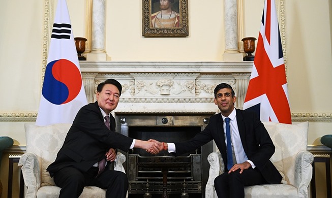 Accord de Downing Street : Séoul et Londres officialisent leur « ...