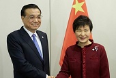 Rencontre au sommet avec les dirigeants français et chinois pour la Présidente Park Geun-hye