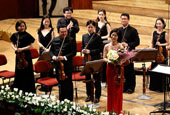Des musiciens classiques coréens enchantent le public de Varsovie
