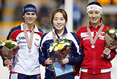 Deux patineurs de vitesse coréens remportent des titres mondiaux