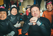 Jamie Oliver fait l'éloge des aliments sains de l'île de Jeju