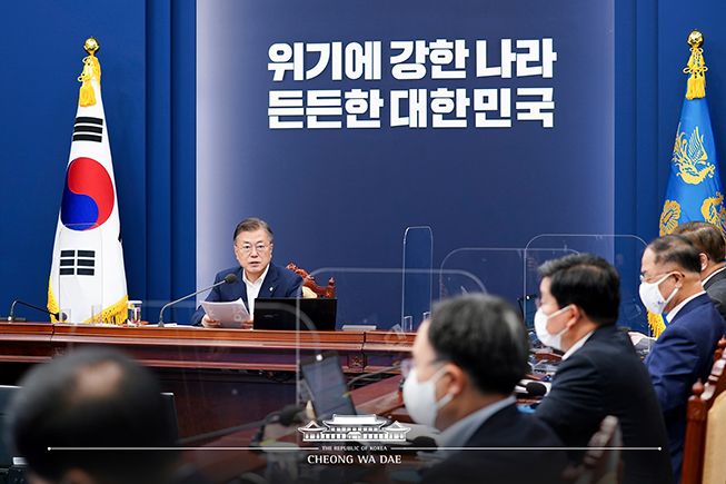 Président Moon : « 36 millions de sud-Coréens auront reçu au moins une dose de vaccin en septembre »