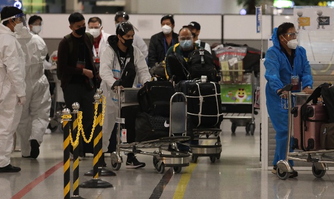 Le gouvernement coréen impose un confinement de dix jours à tous les arrivants de l’étranger