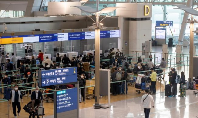 Le gouvernement coréen renforce les mesures sanitaires pour les voyageurs arrivant de l’étranger