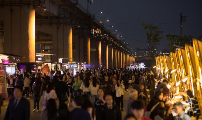 Le marché nocturne du fleuve Han ouvre ce vendredi