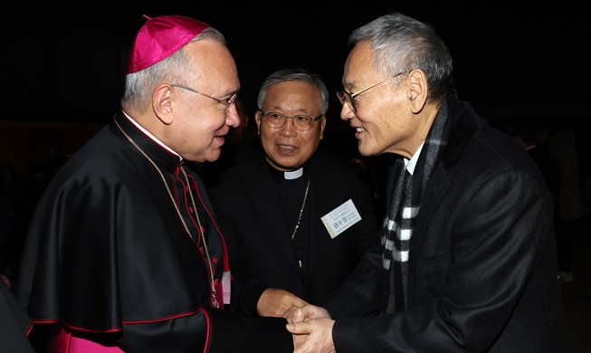 Le ministre de la Culture au Vatican pour le 60e anniversaire des relations bilatérales