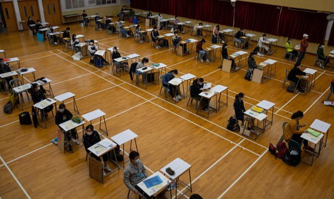 Hong Kong va adopter le coréen comme matière de l'examen d'entrée à l'université