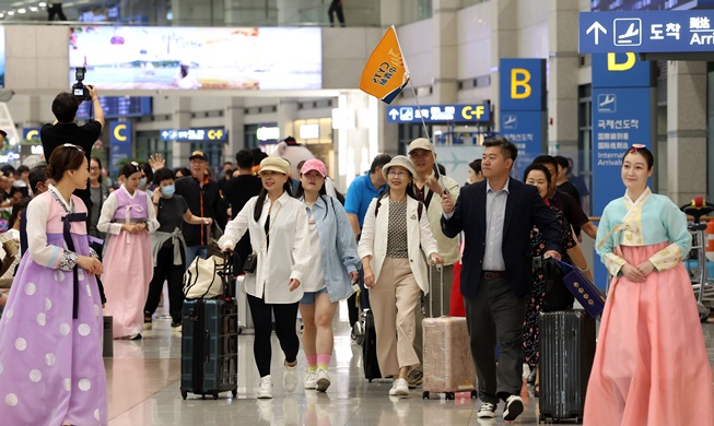 La Corée du Sud supprime les frais de visa pour les groupes de touristes chinois jusqu’à la fin de l’année