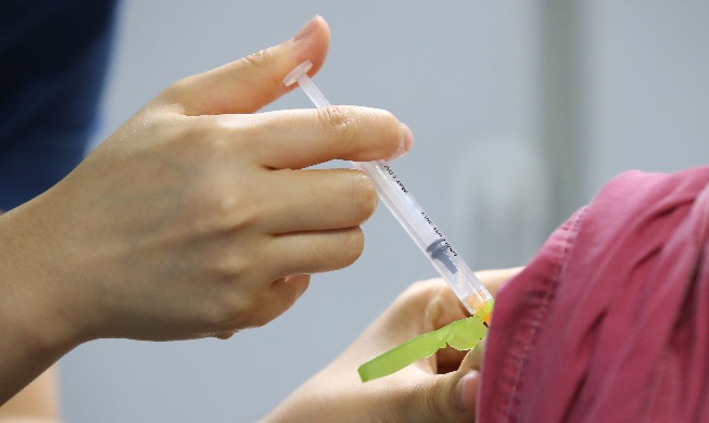 Covid-19 : plus de 10 millions de Coréens ont reçu au moins une dose de vaccin