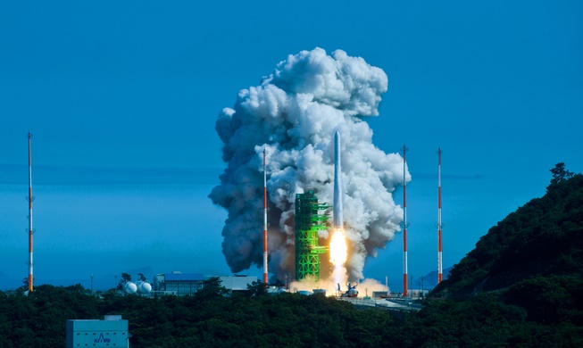 La Corée du Sud a lancé avec succès la fusée spatiale « Nuri »