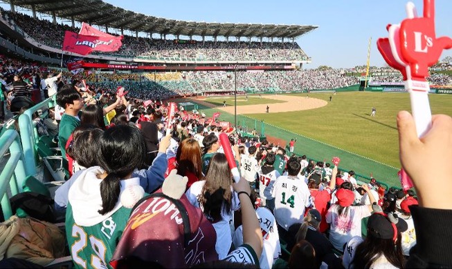 Au cœur de l’ambiance électrique des matchs de baseball coréens
