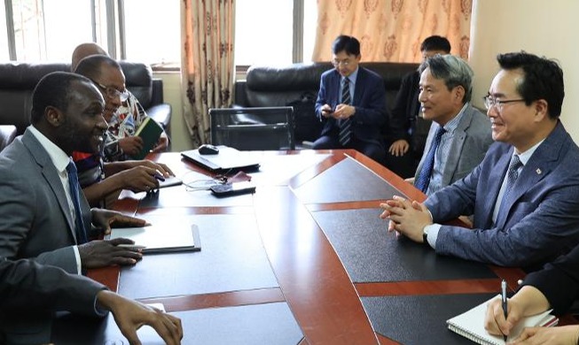 La Corée du Sud signe un accord relatif à la « K-Ricebelt  » avec la Sierra Leone