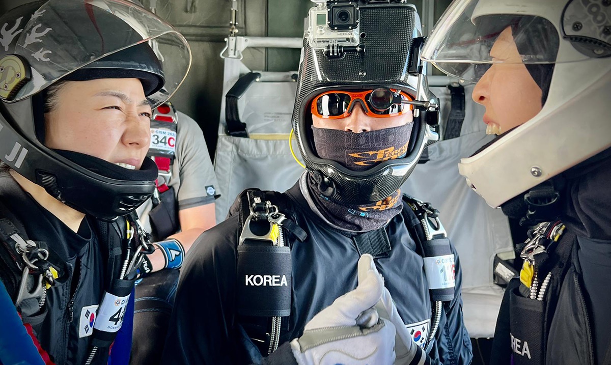 Championnat mondial militaire de parachutisme : l’équipe féminine sud-coréenne gagne sa première médaille d'or