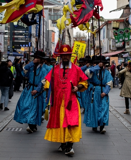 Le week-end à Insadong, suivez les « Sunragun », les gardiens de Séoul durant la dynastie Joseon