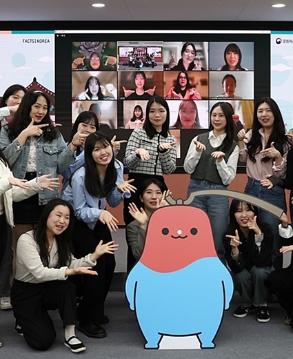 Lancement des activités de l’équipe de volontaires de Facts Korea