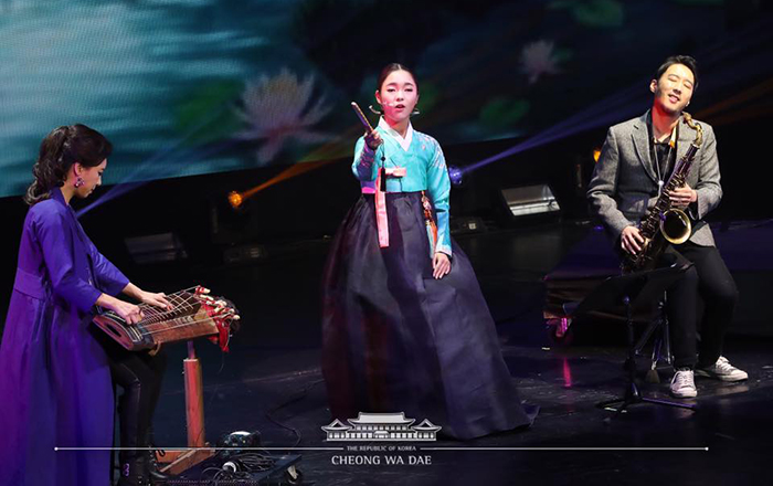 La représentation du Pansori, lors du Concert de l'amitié franco-coréenne le dimanche 14 octobre 2018, au théâtre Le 13ème Art à Paris.