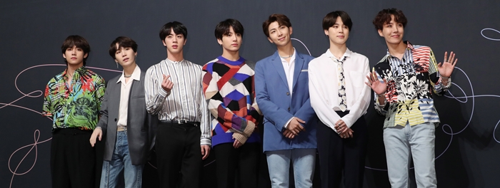 11일 발표된 ‘빌보드 비평가들이 선정한 2018 베스트송 100’ 리스트에 방탄소년단, 레드벨벳, 펜타곤, 아이유가 이름을 올렸다. 사진은 방탄소년단. 연합뉴스
