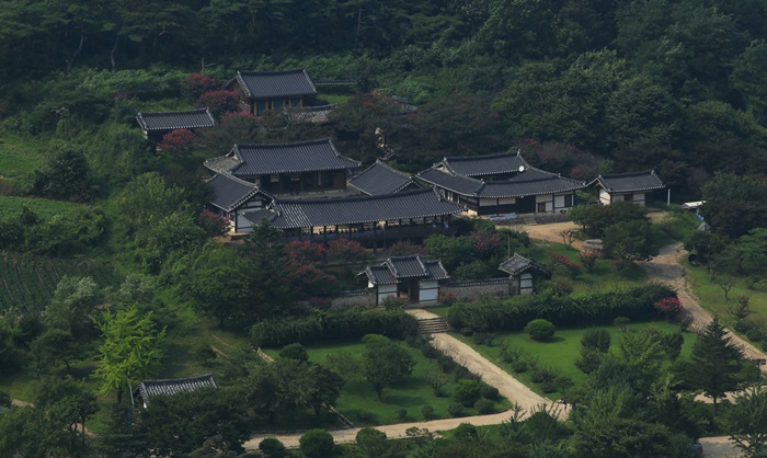 « Byeongsan seowon » à Andong dans la province de Gyeongsangbuk-do en Corée du Sud ⓒ CHA