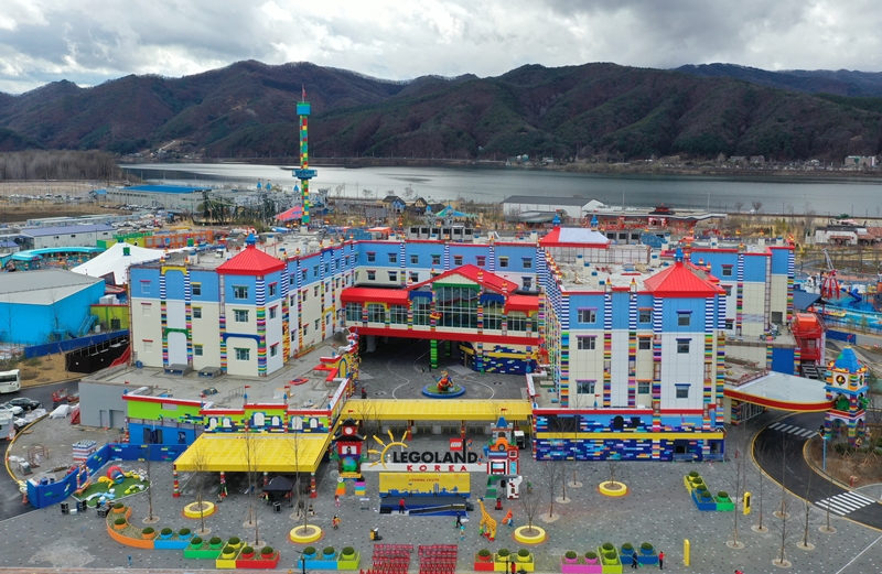 Le parc d’attractions Legoland Korea Resort de Chuncheon, dans la province de Gangwon, ouvrira officiellement ses portes le 5 mai, à l'occasion du Jour des enfants. ⓒ Yonhap News