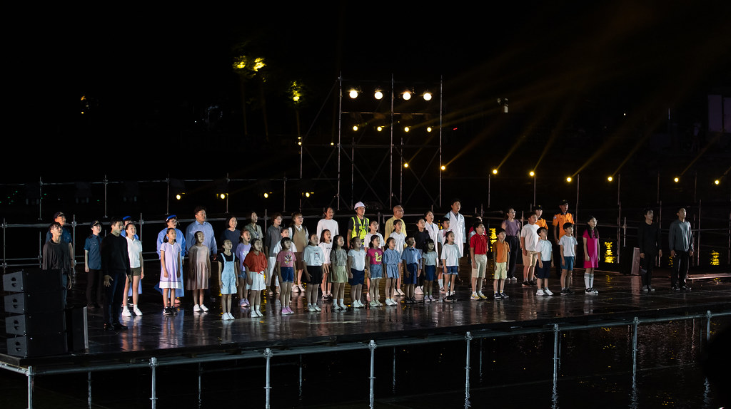 Concert de la chorale régionale de Geochang lors de la cérémonie d’ouverture au Suseungdae dans le comté de Geochang, province de Gyeongsang du Sud, le 22 juillet 2022.