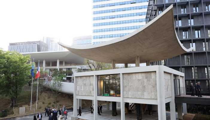 La nouvelle ambassade de France à Séoul après rénovation © Yonhap News