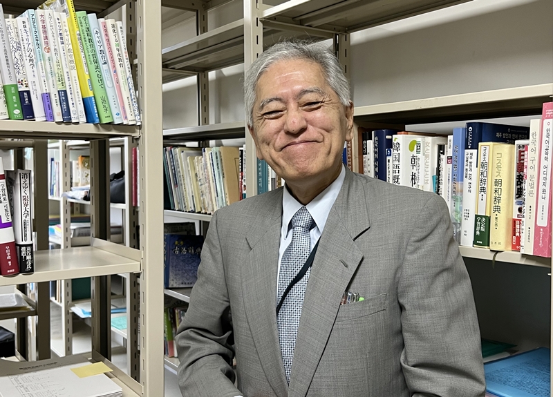 Le professeur de coréen Miyuki Hamanoue lors de son entretien avec Korea.net, le 28 décembre 2024. © Kaori Yoshioka / Korea.net