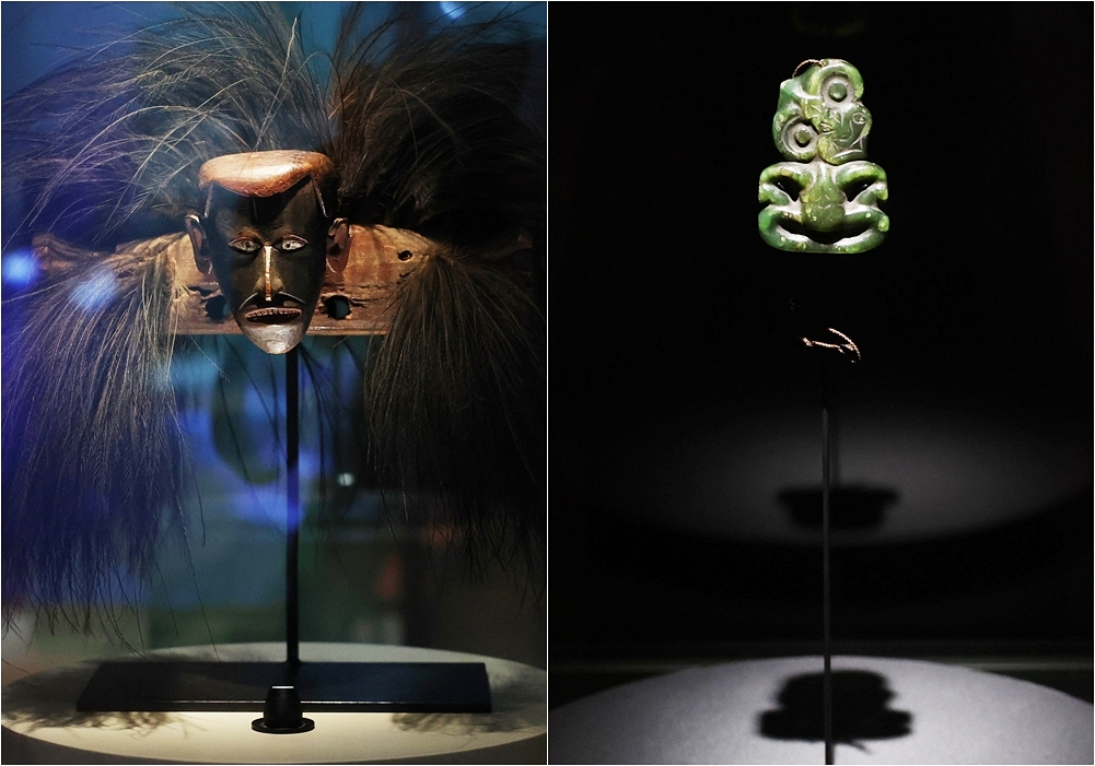 À gauche, un exemplaire de dogai. À droite, un pendentif hei tiki. © Lee Jeong Woo / Korea.net