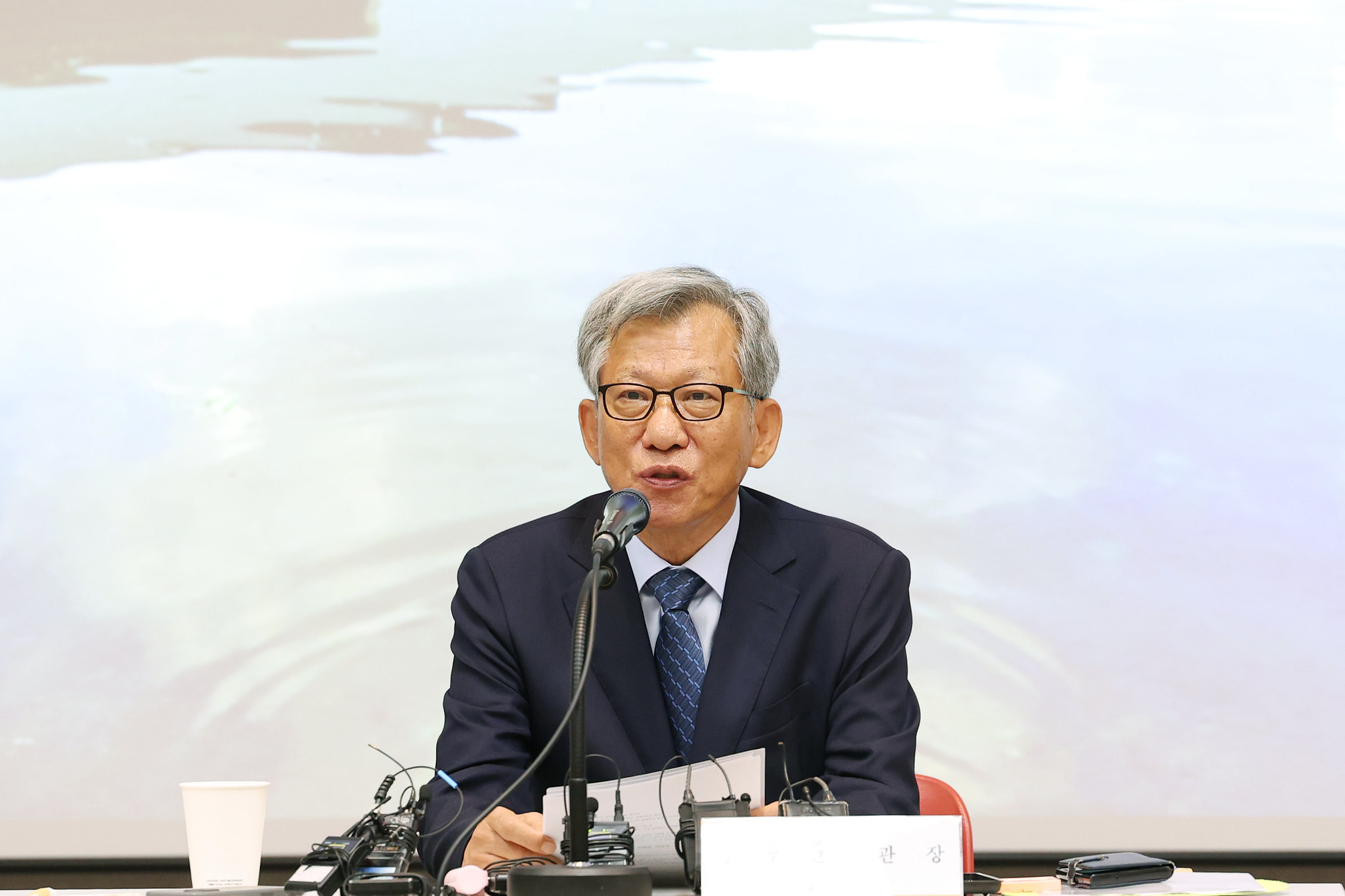 Le nouveau directeur du musée national de Corée, You Hong June, lors d’une conférence de presse, le 24 juillet 2025. © Lee Jeong Woo / Korea.net