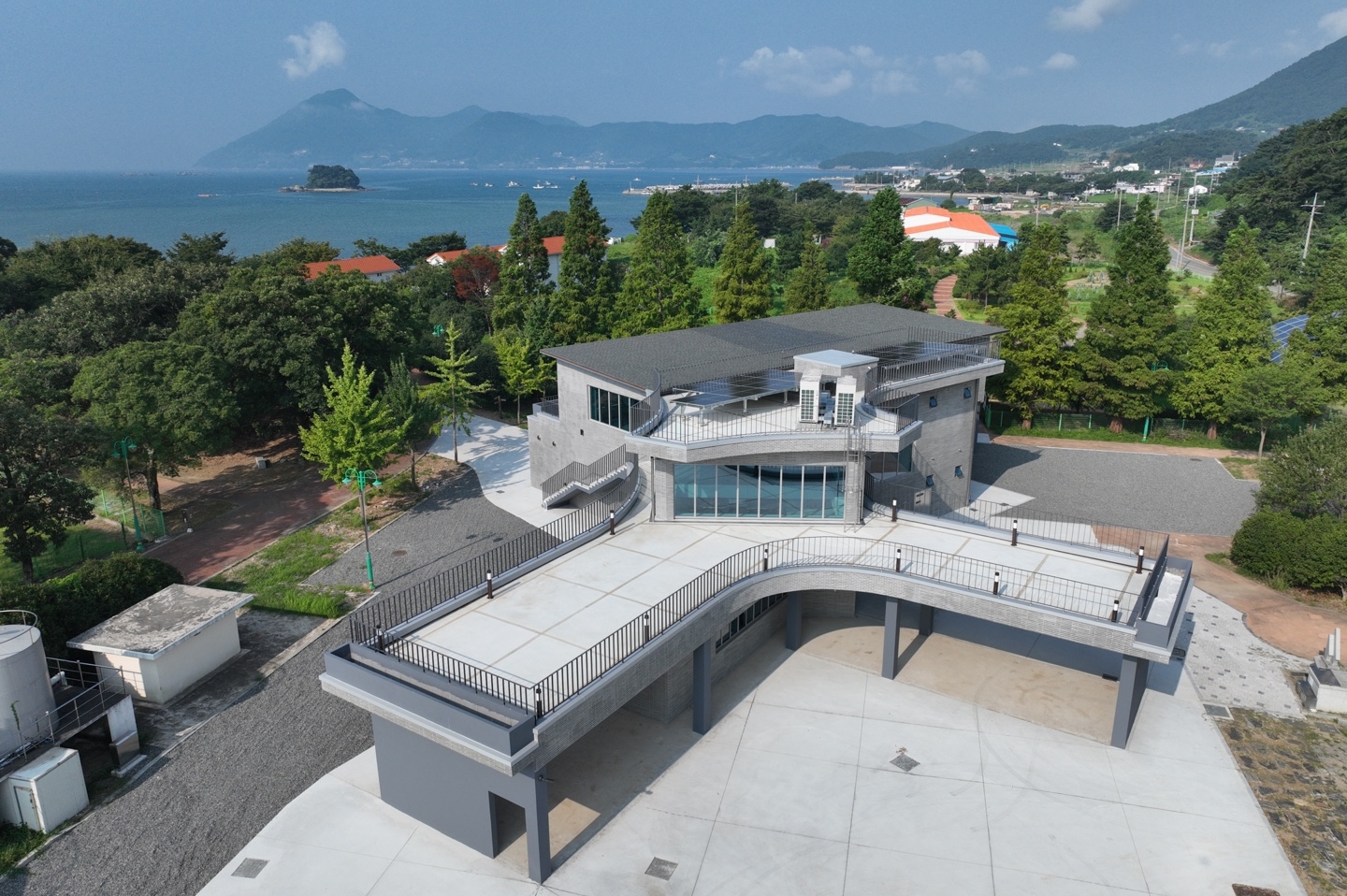 Vue du Aengang Workation Center de Namhae, qui combine hébergement et espace de coworking, et dont l’ouverture est prévue en octobre. © Comté de Namhae