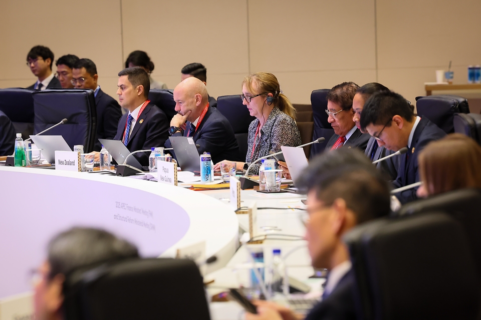 La réunion des ministres chargés des réformes structurelles de l'APEC à l’Inspire Resort d’Incheon, le 22 octobre 2025. © Ministère de la Culture, des Sports et du Tourisme