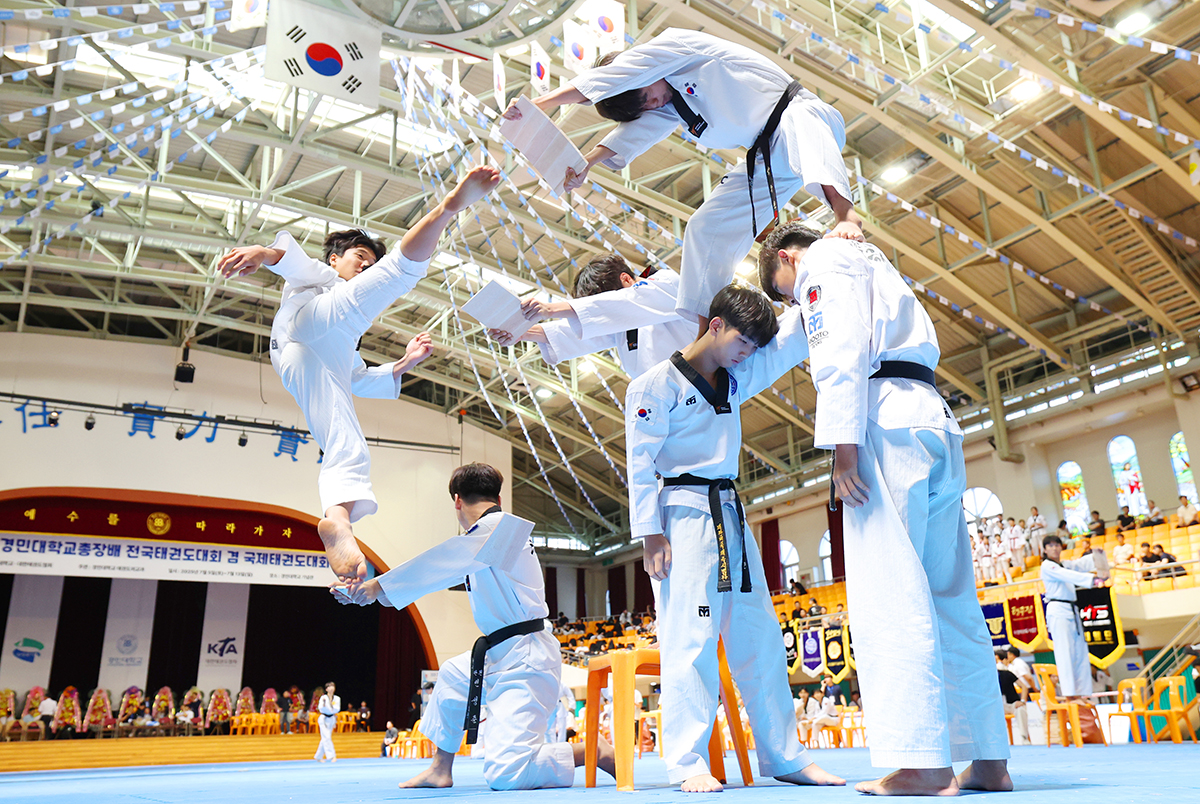 Un tournoi de taekwondo se déroule à l’université Kyungmin, à Uijeongbu, près de Séoul, le 11 juillet 2025. © Lee Jeong Woo / Korea.net