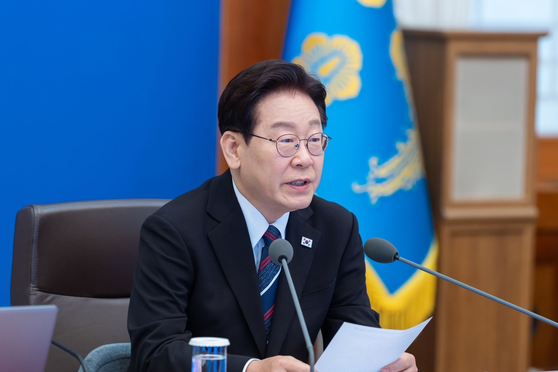 Le pr&eacute;sident Lee Jae Myung s&rsquo;exprime lors d&rsquo;une r&eacute;union au complexe pr&eacute;sidentiel de Cheong Wa Dae, &agrave; S&eacute;oul, le 16 avril 2026. &copy; Cheong Wa Dae