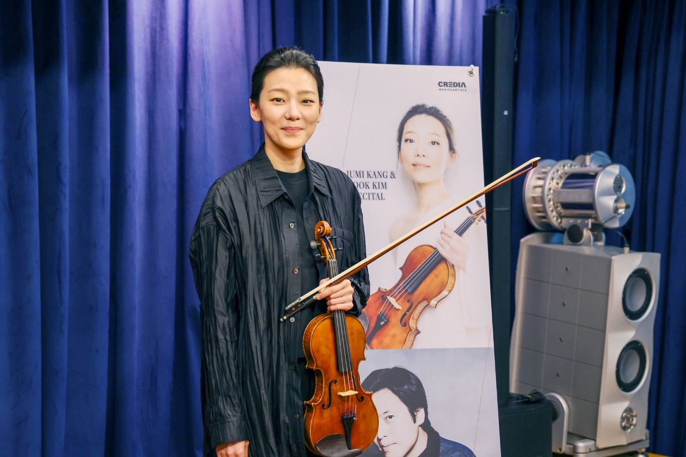 La violoniste Clara-Jumi Kang pose lors d’une conférence de presse organisée le 7 mai au Credia Classic Club, à Séoul. © Lee Jeong Woo / Korea.net  