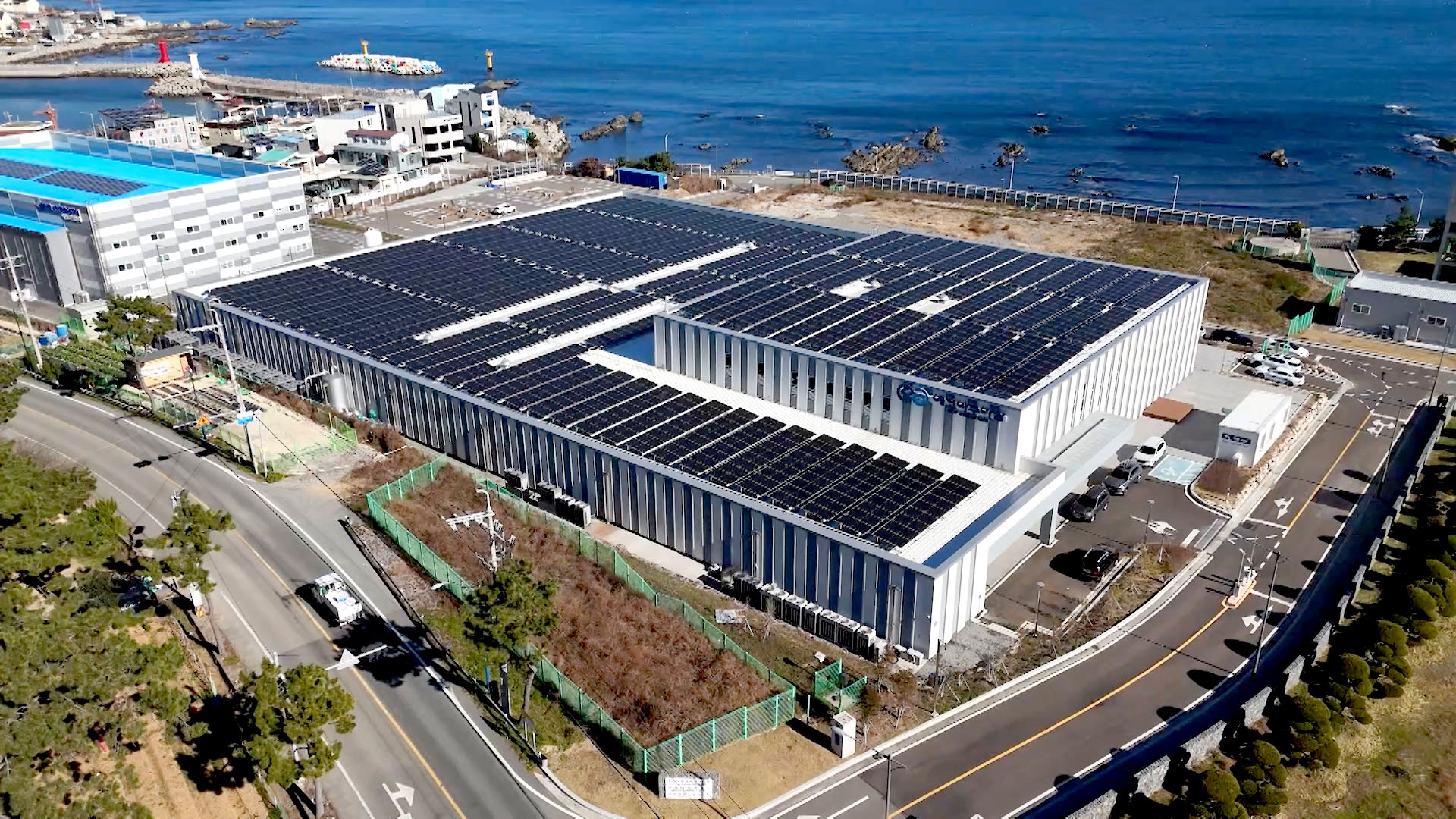 Le bâtiment de la ferme à saumons Eco Aquafarm, à Busan. © Eco Aquafarm