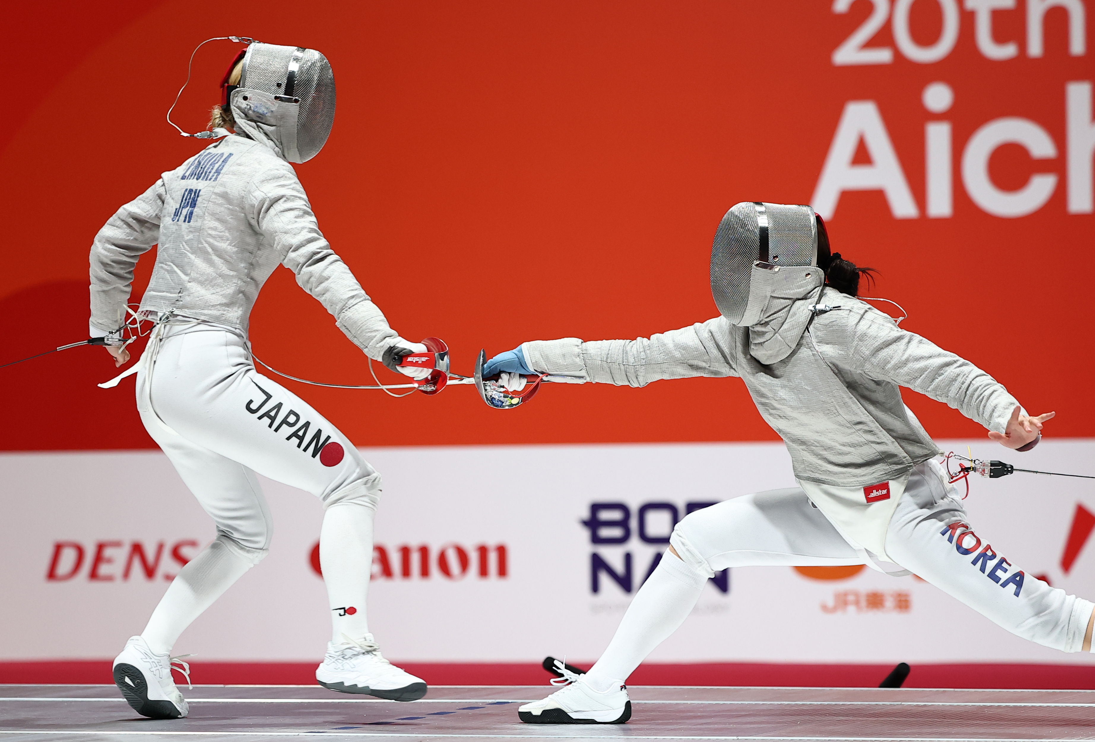Seo Ji-yeon lors de la finale par &eacute;quipes de sabre des Jeux asiatiques d&rsquo;Aichi-Nagoya 2026, &agrave; Aichi, le 27 septembre 2026. &copy; Agence de presse Yonhap