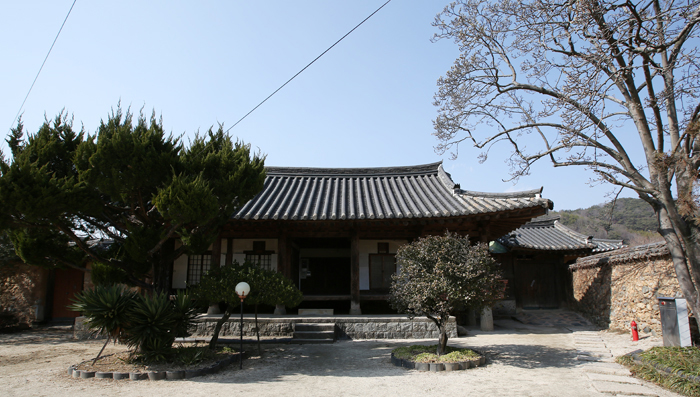 Sancheong_Old_Home_01.jpg