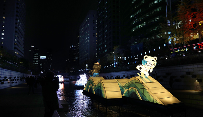 lantern_171113_02.jpg