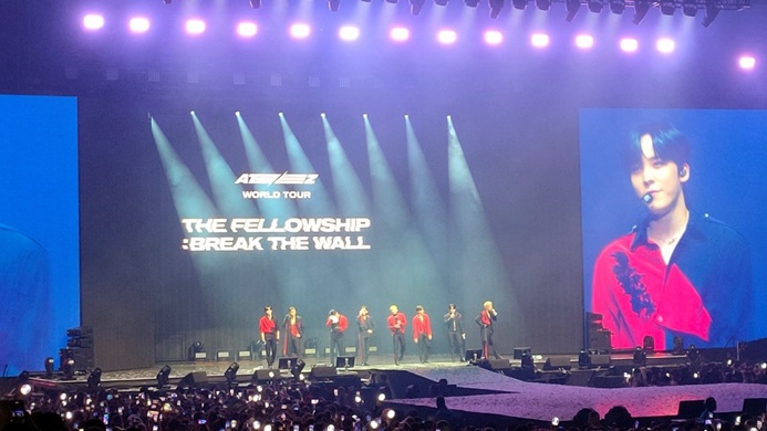 Ateez à Paris pour The Fellowship: Break the Wall World Tour