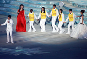 Sochi_Closing_Ceremony_Five Rings_Photo_th_08.jpg