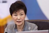 La Présidente Park Geun-hye exprime ses condoléances à la France