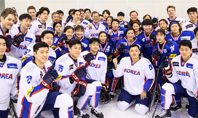 Moon, « Le match de l'équipe commune Nord-Sud de hockey sera une scène historique »