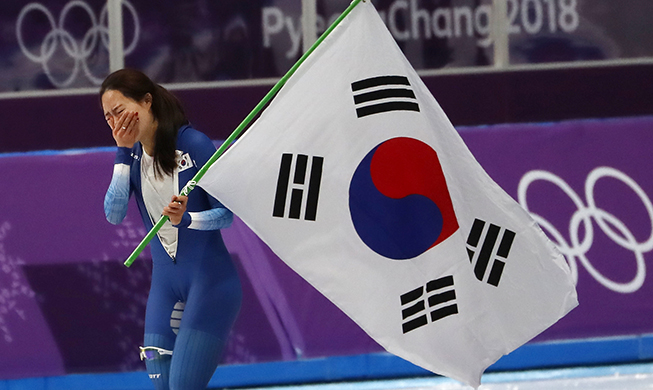 La patineuse de vitesse Lee Sang-hwa remporte la médaille d’une valeur inestimable