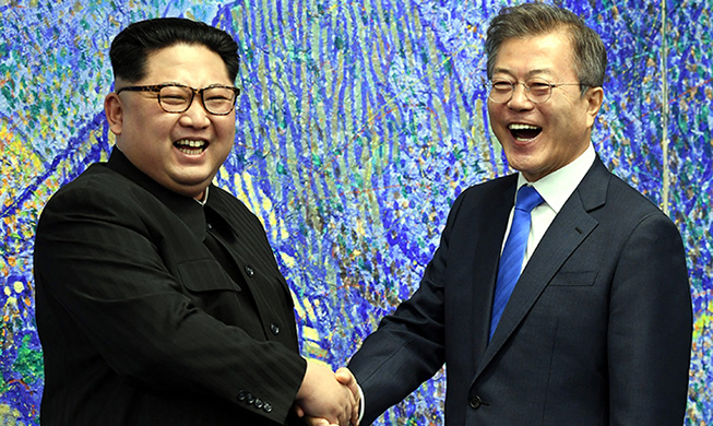 Briefing sur le dialogue non officiel de Moon et Kim