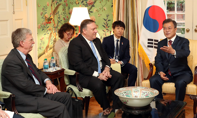 Le président Moon appelle Pompeo et Bolton à organiser avec succès le sommet Washington - Pyeongyang