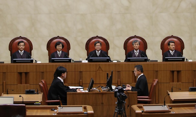 La Cour suprême ordonne à une société japonaise d’indemniser des victimes coréennes de travail forcé