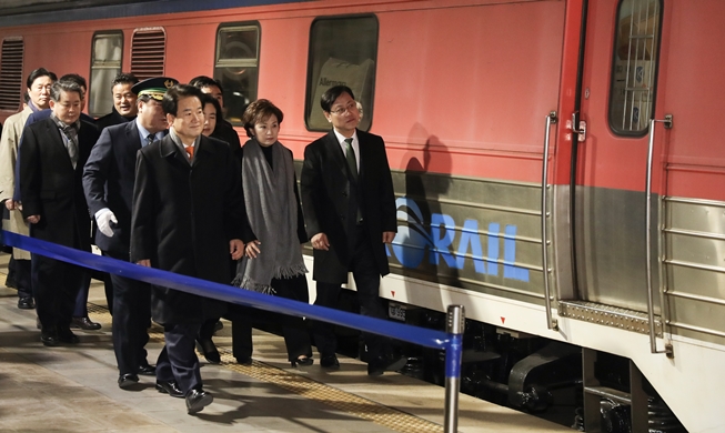 Un train sud-coréen met le cap au Nord pour l’inspection ferroviaire conjointe