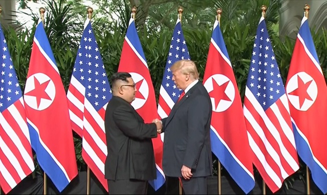 2e sommet Trump-Kim : les yeux rivés sur le Vietnam