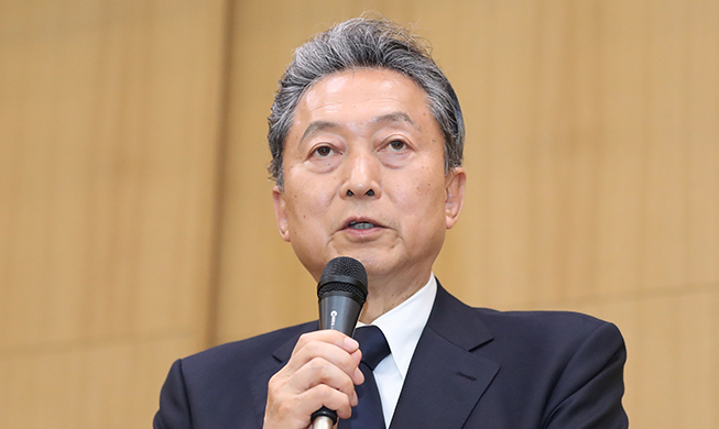 L'ancien Premier ministre japonais demande la réintégration de la Corée dans la liste blanche commerciale du Japon