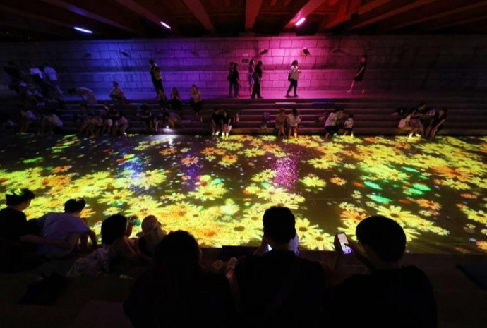 De l'art sous les ponts de Cheonggyecheon
